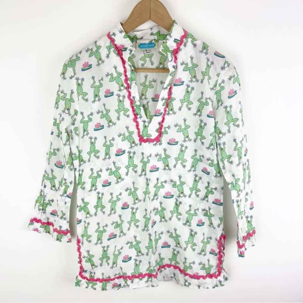 Devon Baer Frog & Lily Pad Ruffle Trim Top Size Small